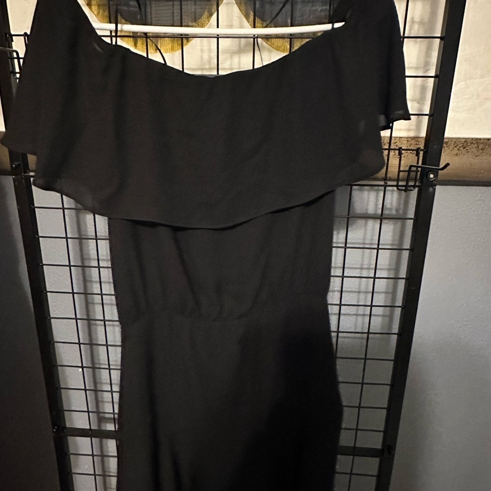 Black Ruffled Off-Shoulder Mini Sundress - Picture 3 of 5